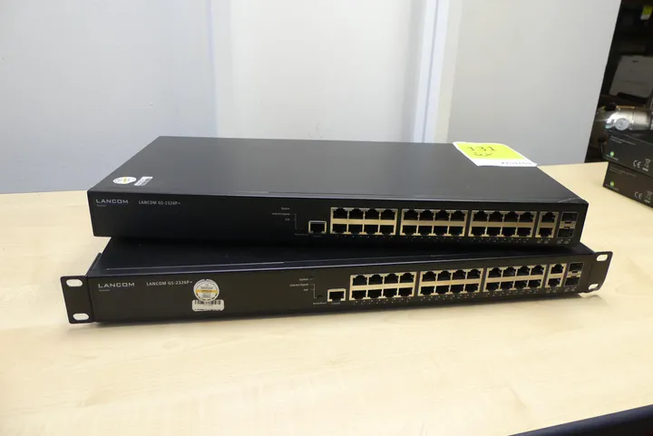 2x Lancom GS-2326P+ Netzwerk-Switch, PoE Modell: GS-2326P+
